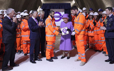 HM the Queen unveils the Elizabeth line roundel