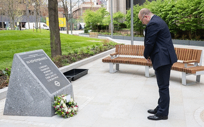 Memorial to London's transport workers who lost their loves to coronavirus