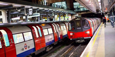 Tube trains in a station